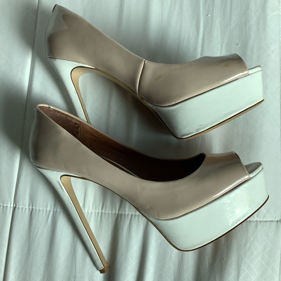 Aldo nude and white open toe hight pumps - Picture 3 of 8